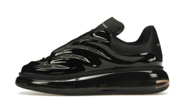 Oversized nero lucido